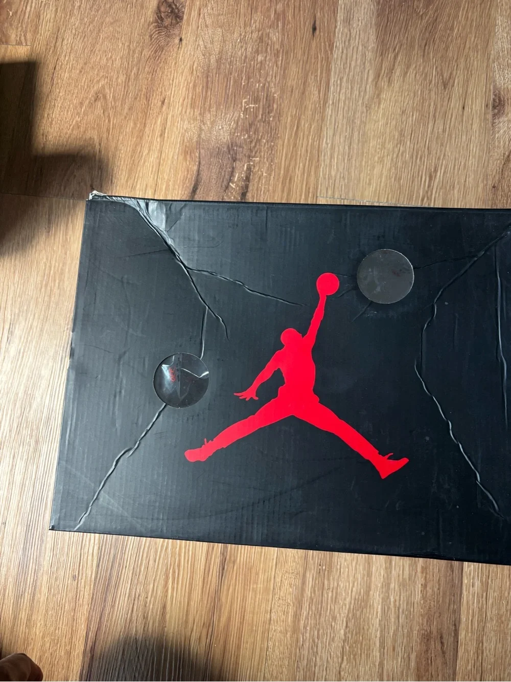 Air Jordan off whites
